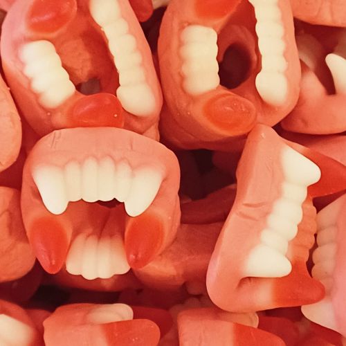 Dracula Zähne
